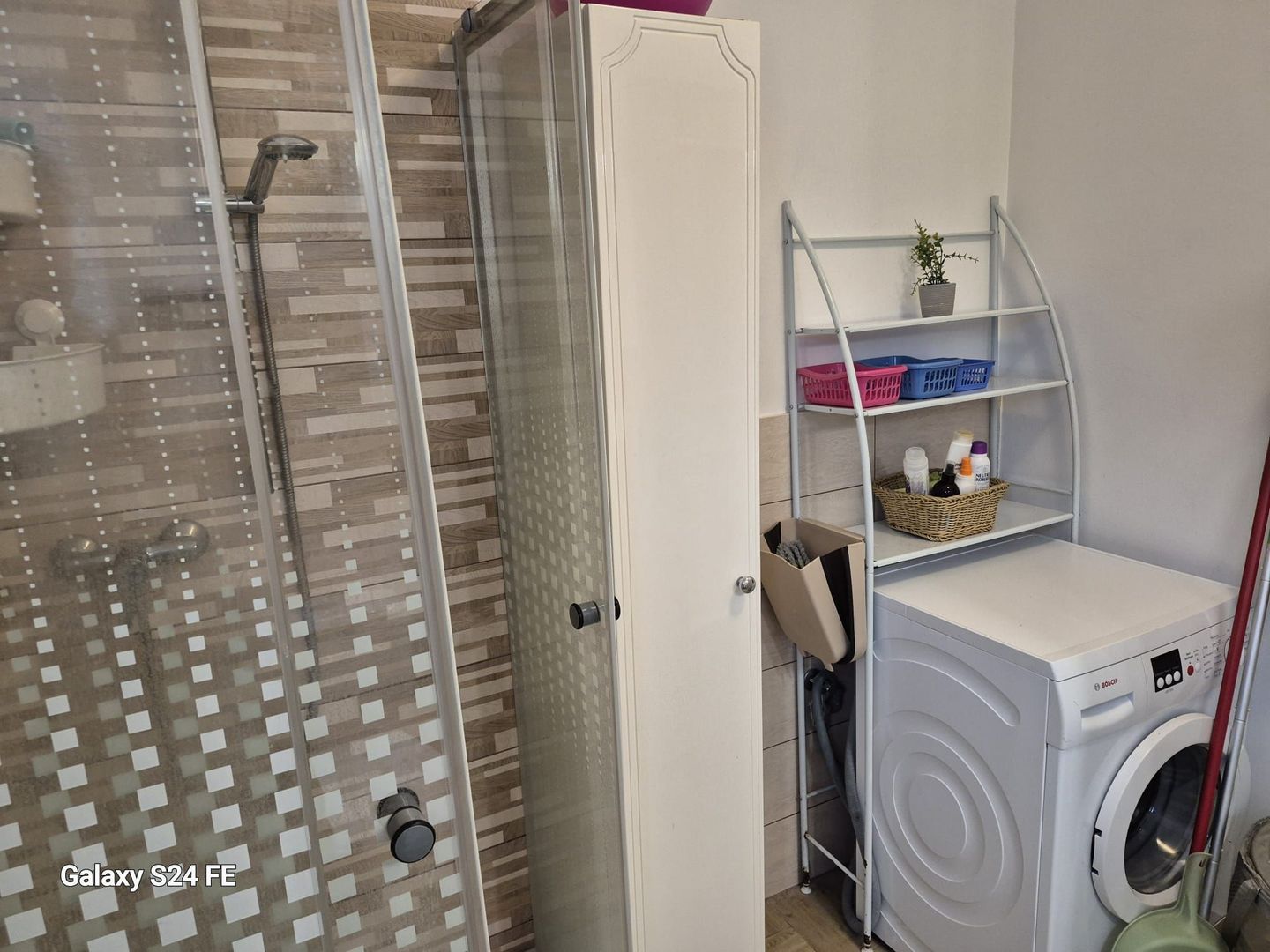 Soarelui | 3 Camere-80 mp | Mobilat si Utilat | Loc de parcare - Poză 15