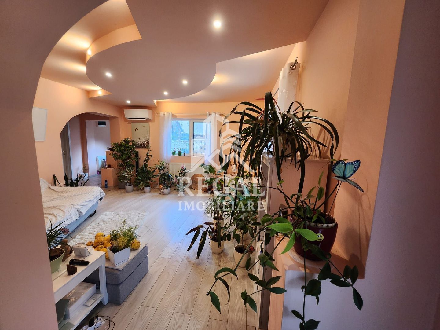 Casa cu patru camere in zona Chizid - Poză 2