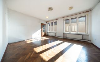 Casă săsească de vânzare în Codlea - Brașov | Teren 749 mp - Poză 4