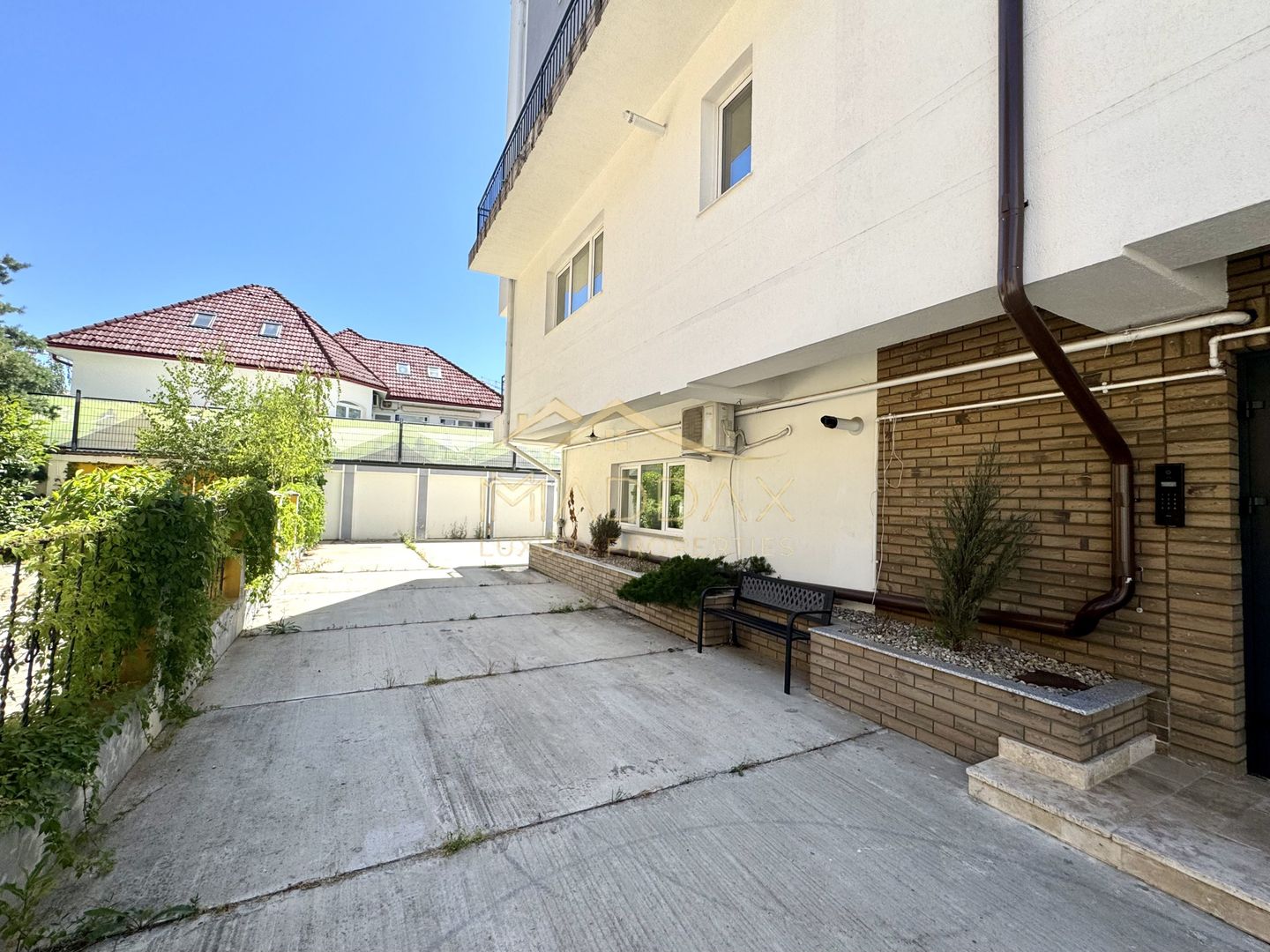 Duplex cu 4 Camere *211mp* Mobilat Complet/ 1 parking / Erou Iancu Nicolae - Poză 42