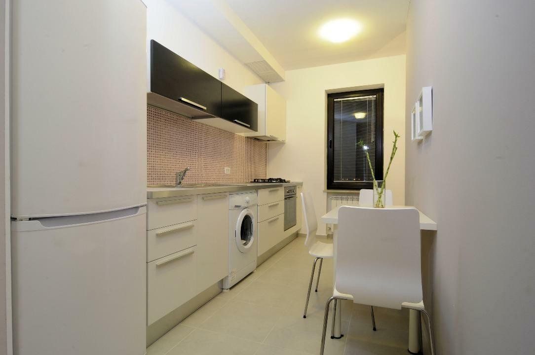 Închiriere apartament 3 camere în Complexul Rezidențial Privighetorilor Băneasa - Poză 3