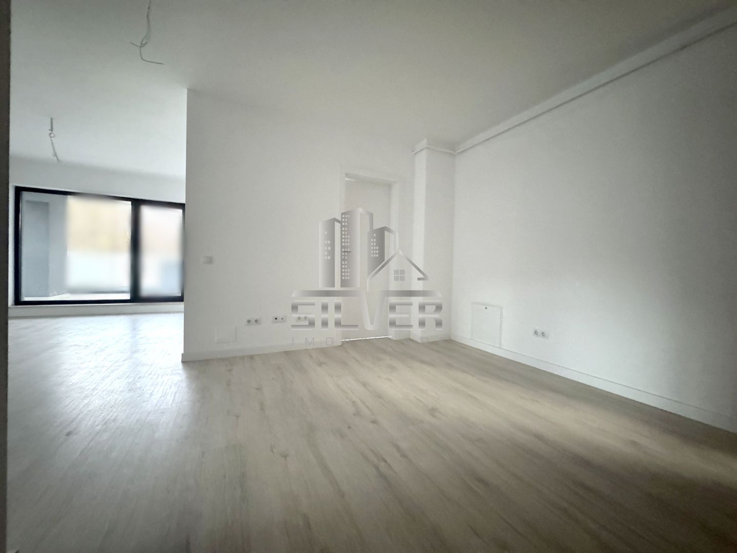 Apartament cu 3 camere/terasa 18mp/zona Frunzisului/CF. - Poză 7