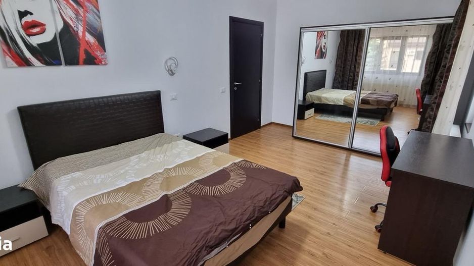 Vila P+1E cu piscina, mobilată si utilată, str. Drumul Negru, Pipera - Poză 10
