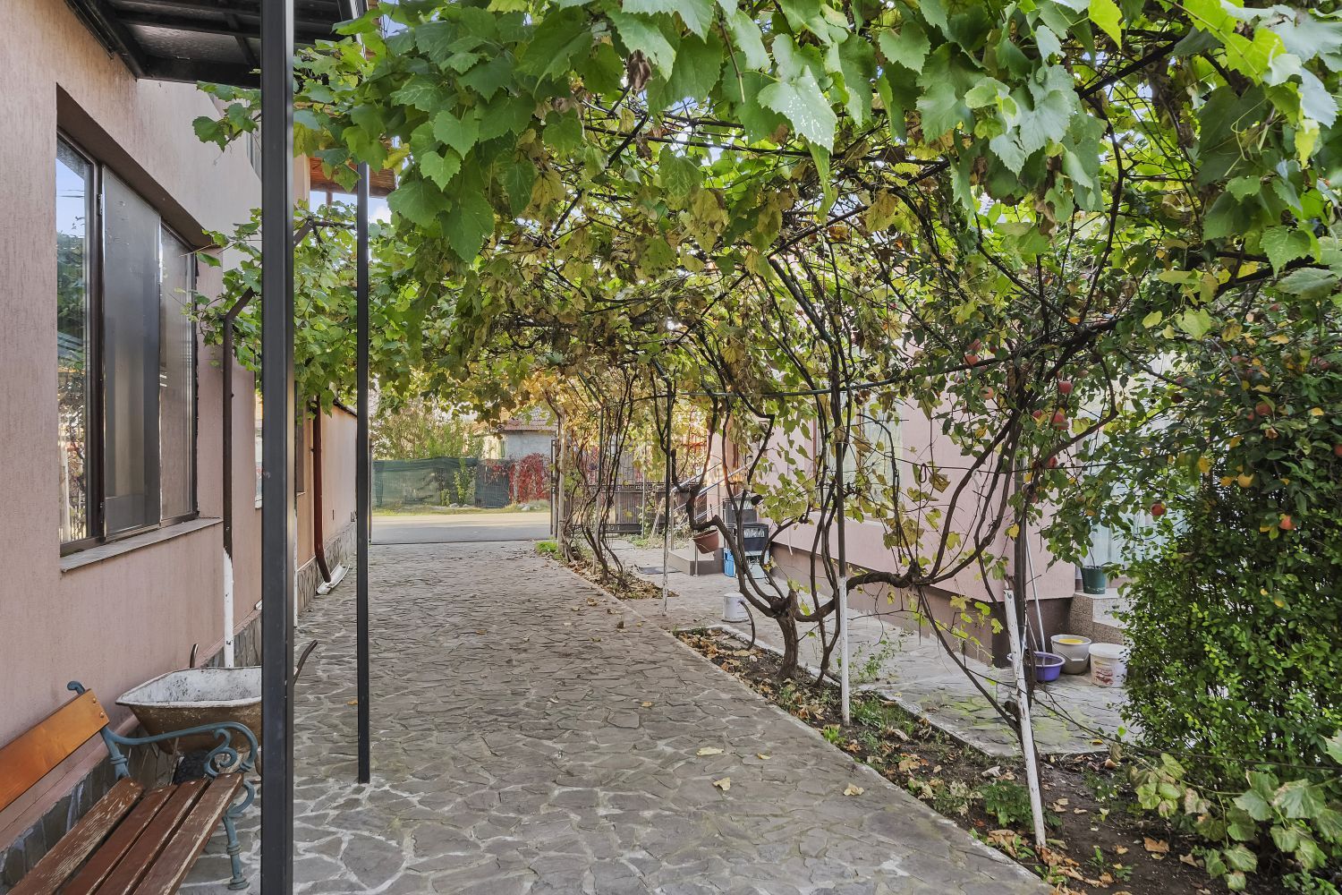 Comision 0% 2 case Vila + Spatiu Comercial + Curte Proprie - Poză 14