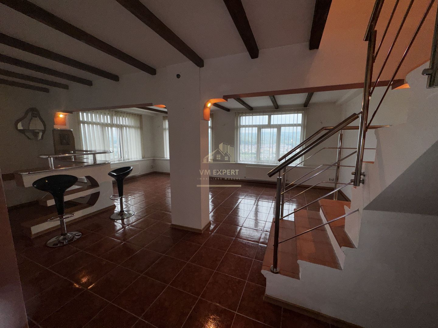 APARTAMENT CAMPULUNG TIP PENTHOUSE, 5 CAMERE GRUI - Poză 21