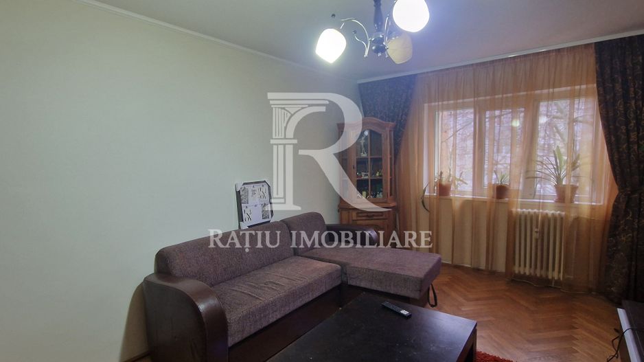 Apartament cu 3 camere | Parcare | Sfantul Apostol Andrei | Oradea - Poză 2