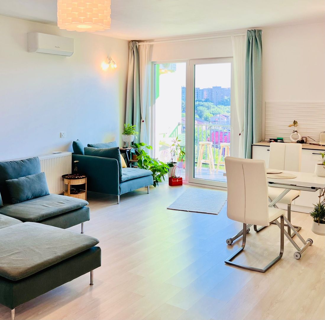 Apartament 2 camere • Parcare • Complex rezidențial - Poză 1