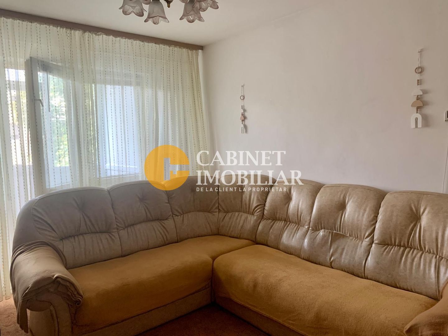 2 CAMERE-- MOBILAT SI UTILAT -- ALPHA BANK PACURARI - Poză 2