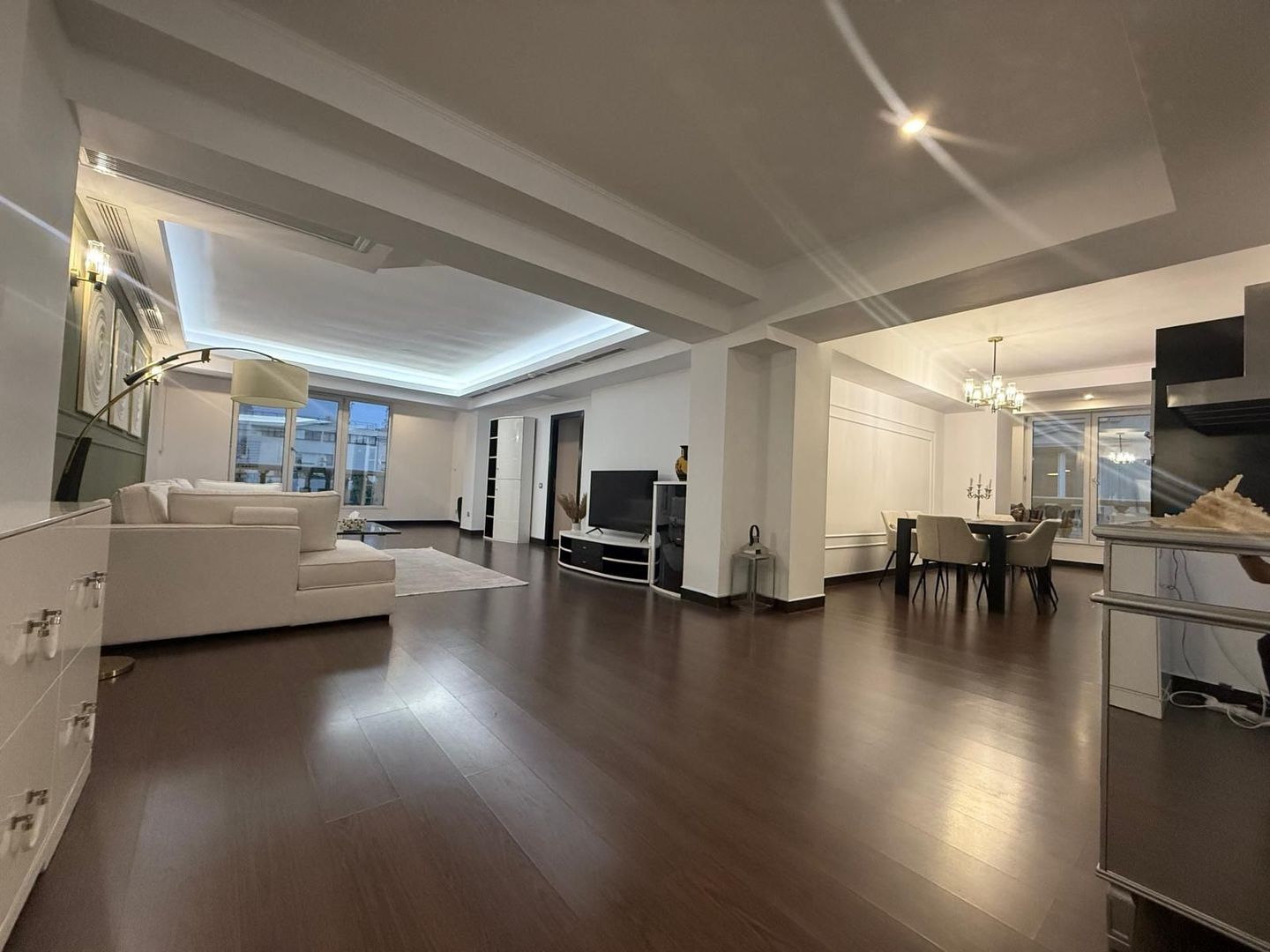 Apartament 3 camere de lux - Cartierul Francez, Complex Persepolis Palladian - Poză 2