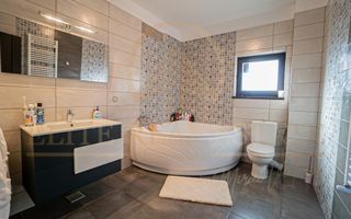 PALAZU – MALUL LACULUI – VILA 2016 LA CHEIE, ARHITECTURA DEOSEBITA! - Poză 27