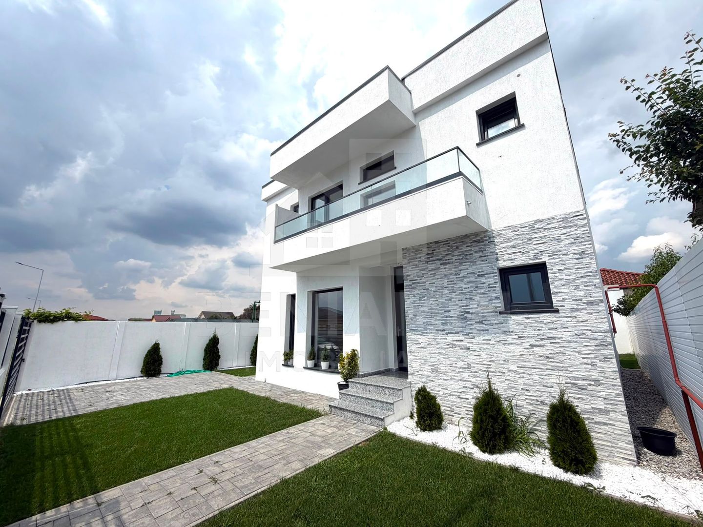 Casa moderna - 4 dormitoare - 2026 - toate utilitatile - Ford - Poză 1