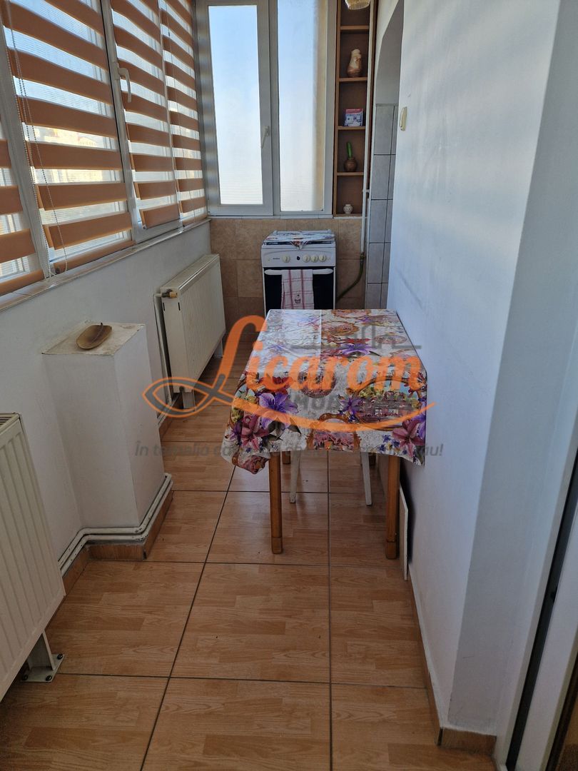 Apartament confort 1 Central - Bd Garii,decomandat,disponibil imediat. - Poză 9