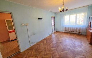 Apartament 2 camere, decomandat, etaj 2, Cetate, zona Kaufland - Poză 5