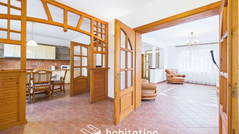 Casă ideală familie sau birou, cu curte și garaj | Braytim - Fratelia - Poză 5