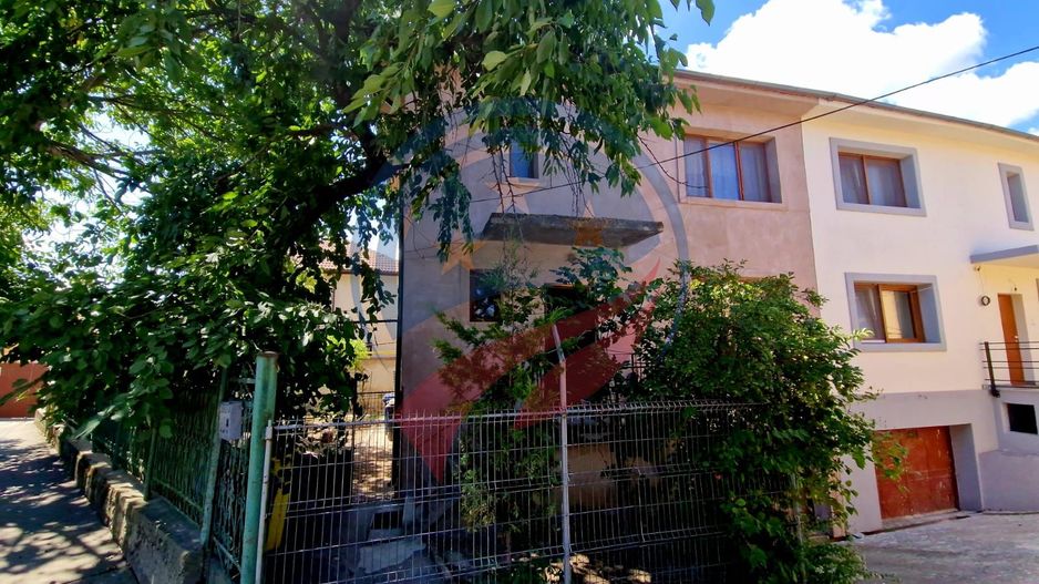 CASA /VILA str. Ana Ipatescu - Poză 2