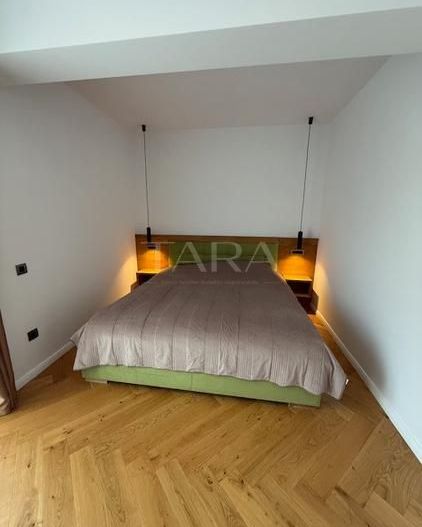 Apartament exclusivist 3 camere , zona Andrei Mureșanu - Poză 3