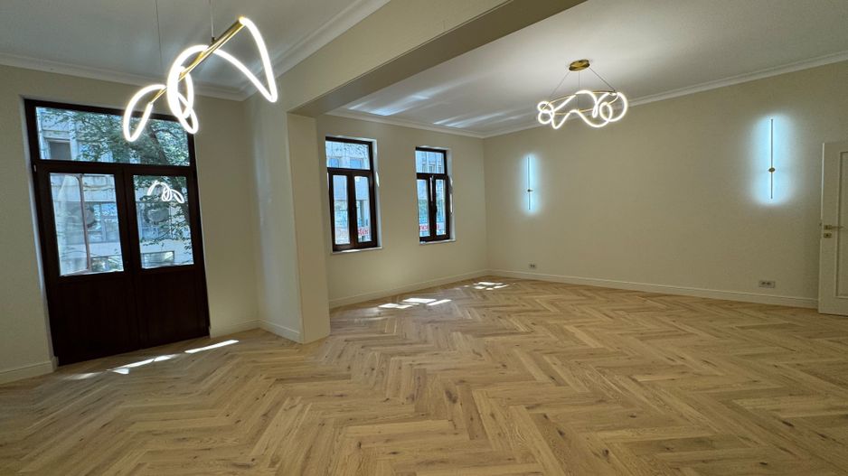 4 camere ||  Mihai Eminescu -Piata Romana || vila interbelica - Poză 3
