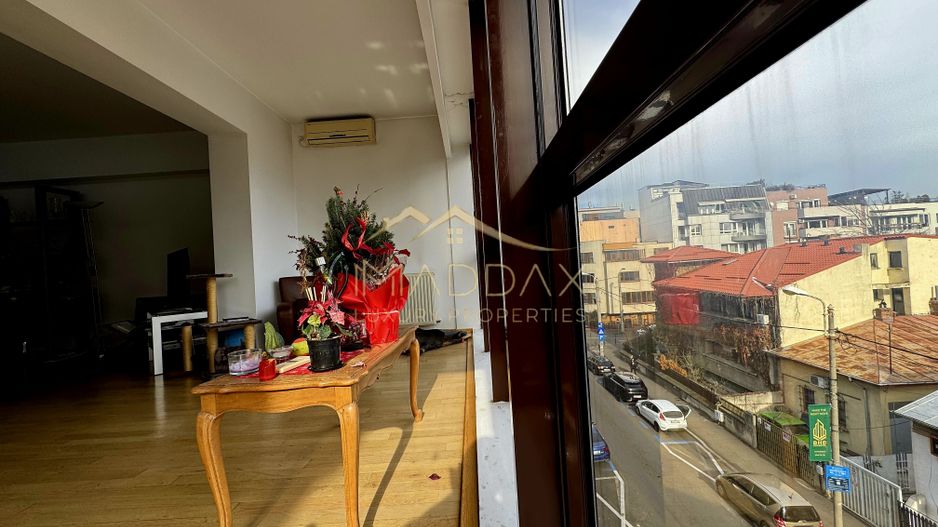 Apartament Elegant de Vânzare – 5 Camere/ 3 Băi, *Arcul de Triumf* - Poză 7