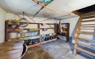 Casă impresionantă, cu anexe în Dezna-Moneasa! - Poză 19