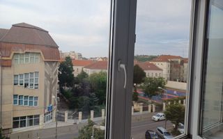 Apartament cu 3 camere | Ultracentral  | Oradea - Poză 4