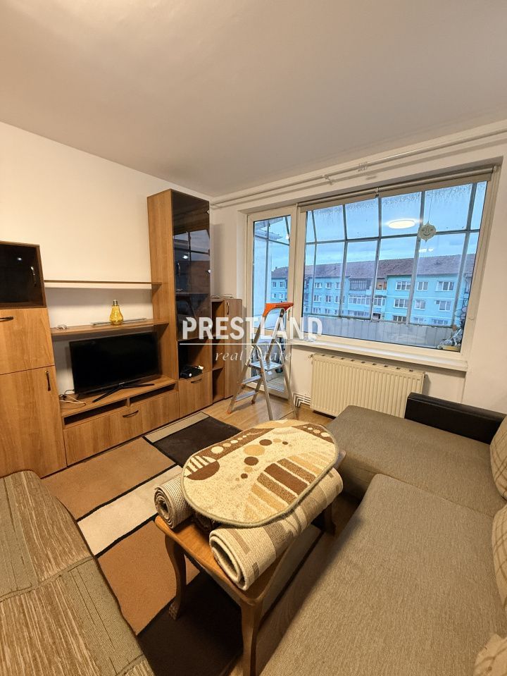 Ofer spre închiriere apartament cu 2 dormitoare !! - Poză 1