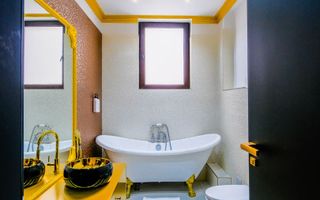 Hotel de LUX cu 11 camere / Restaurant & Piscina - Poză 22