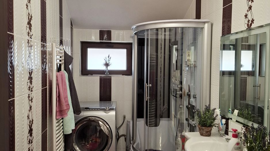 Vila cu 7 camere de vanzare in Paulesti - Poză 21