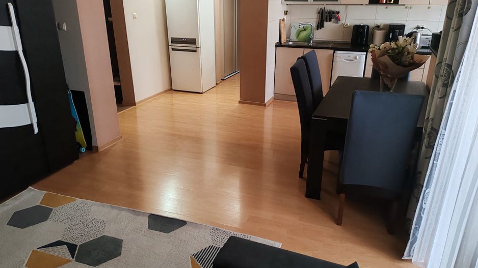 Apartament 4 camere, decomandat,  Micro 20 - COMISION 0% PENTRU CUMPĂRĂTOR! - Poză 3