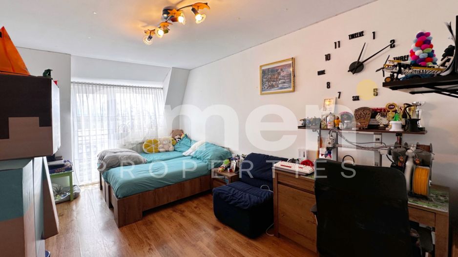 Apartament 4 camere decomandat 76,86mp, mansardă + pod + 2 parcări - Poză 1