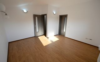 Casă / Vilă cu 4 camere de închiriat în zona Aradului - Poză 9