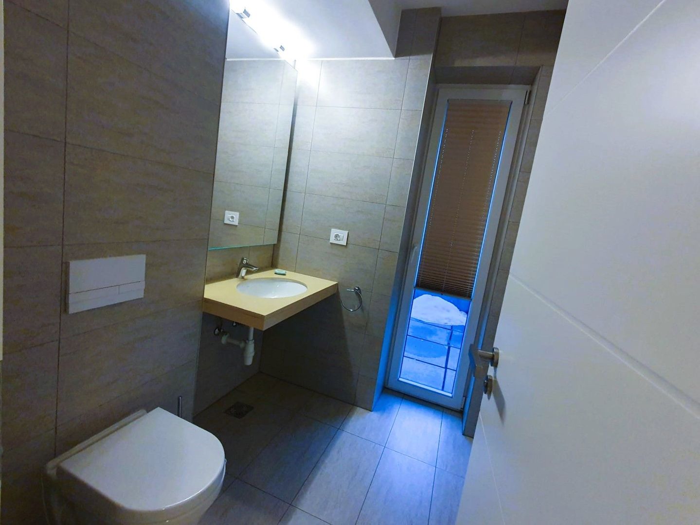 Penthouse cu 2 parcări subterane, vedere panoramică spre Tâmpa – Centrul Civic - Poză 20