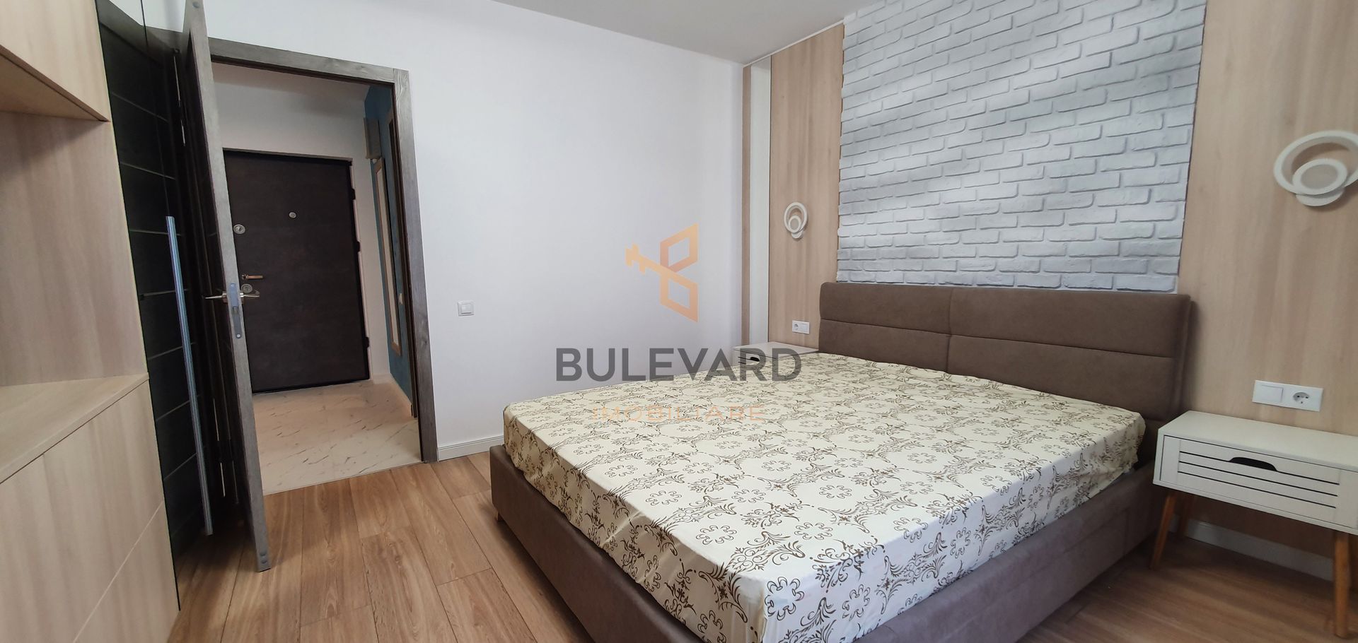 Cpmision 0! Apartament cu 2 camere, parcare, zona strazii Eroilor! - Poză 4