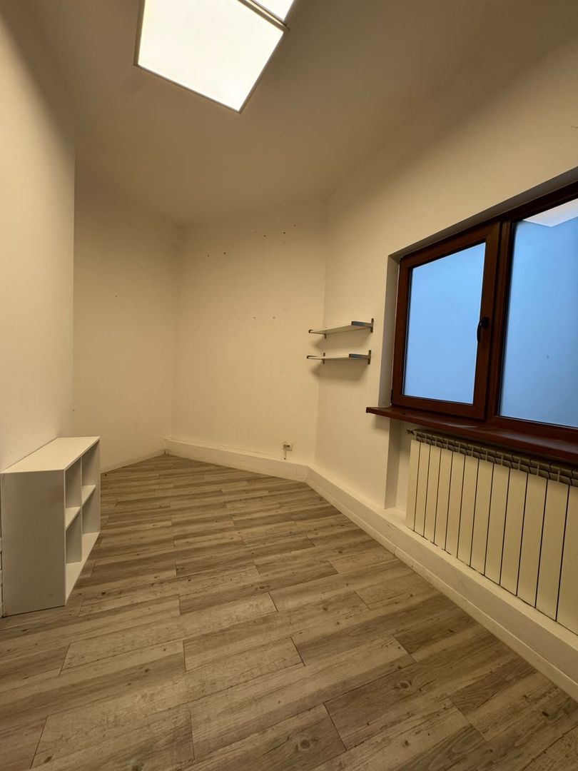 Apartament Victoriei, 79 mp, Parter - Potrivit Locuință sau Spațiu Comercial v19 - Poză 8