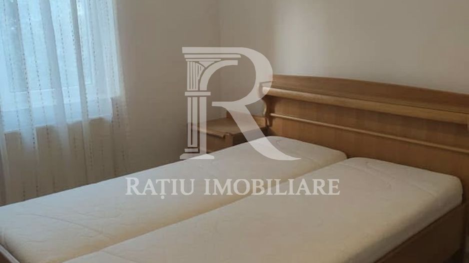 Apartament cu 3 camere | Calea Aradului | Oradea - Poză 11
