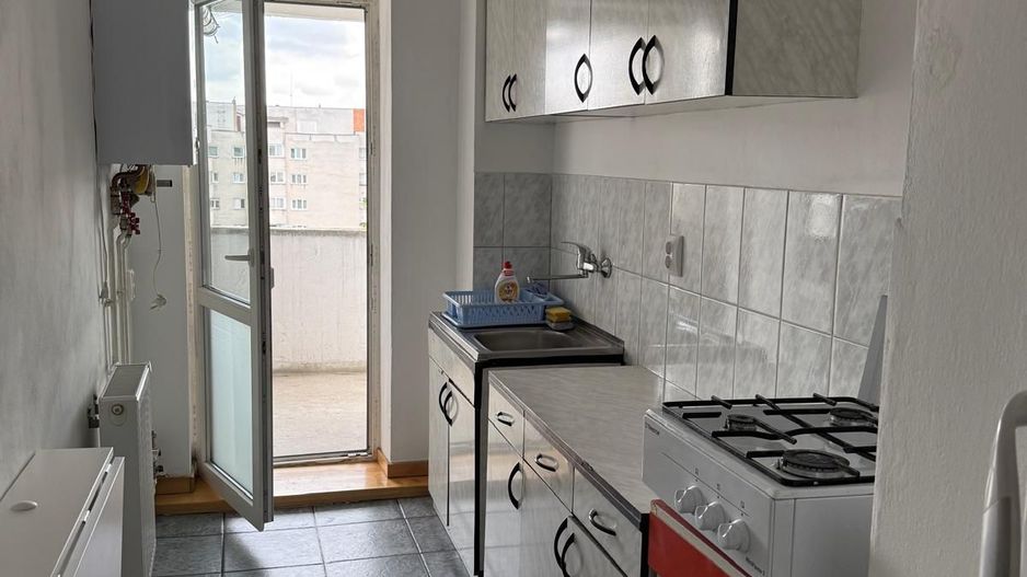 De inchiriat! Apartament spatios pe Nicolae Titulescu - Poză 5