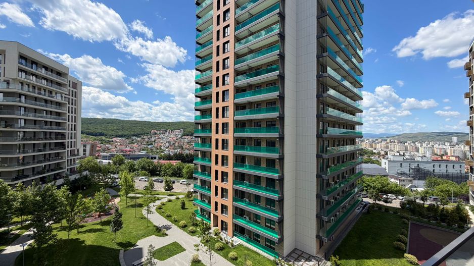 Apartament 3 camere - 74 mp - 2 Parcari -  Frunzisului - Poză 1