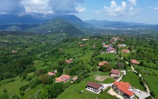 Teren cu priveliște spectaculoasă în Bran – Sohodol - Poză 6