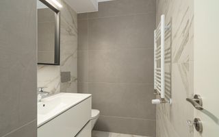 APARTAMENT DE LUX CU 2 CAMERE LA INCHIRIERE IN COMPLEX REZIDENTIAL - Poză 9