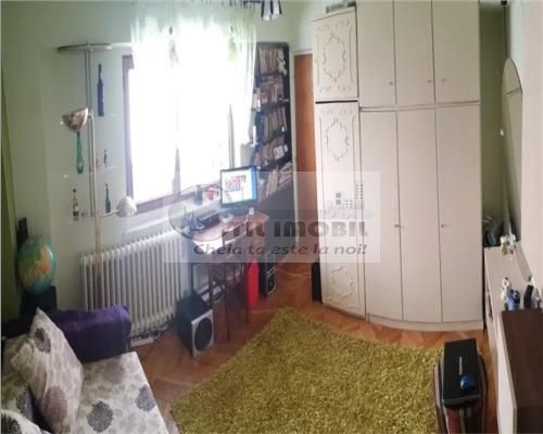 Apartament 2 camere decomandat Nicolina-Belvedere 124000 euro - Poză 4