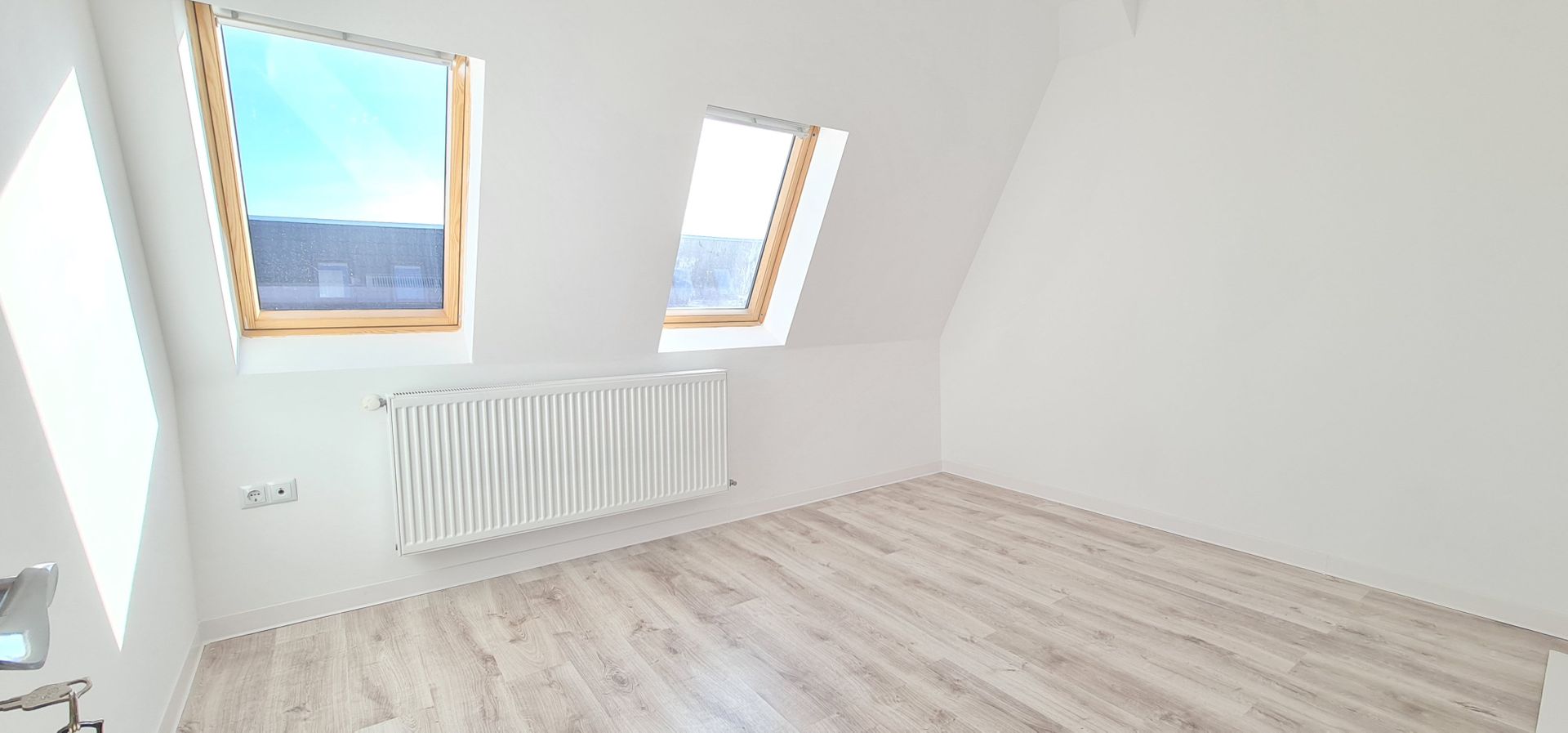 Casa finalizata intabulata in Cartier Izvor Tarlungeni Brasov - Poză 4