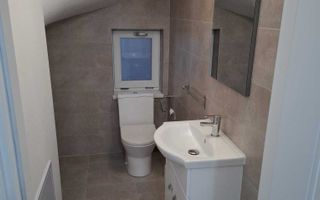 Casă premium prima inchiriere 4 camere 3 bai curte 100 mp Cisnadie - Poză 5