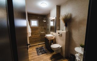 Super apartament 3 camere, terasa mare, parcare, Kogalnicieanu Sibiu - Poză 9