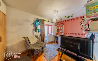 Apartament 4 camere, langa campusul UVVG, decomandat, etaj 3, comision 0% - Poză 13