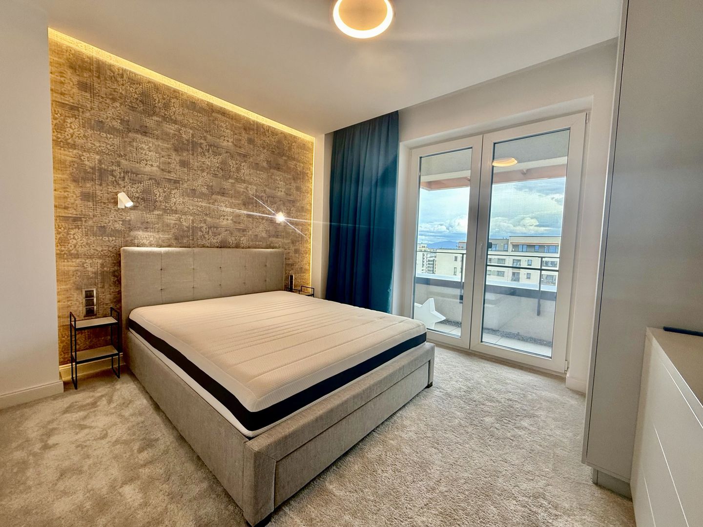 Apartament 2 camere, priveliște deosebită – Complex Kasper, Coresi - Poză 5