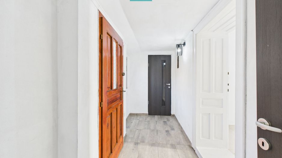 Casă cu 3 camere lângă graniță - Poză 6