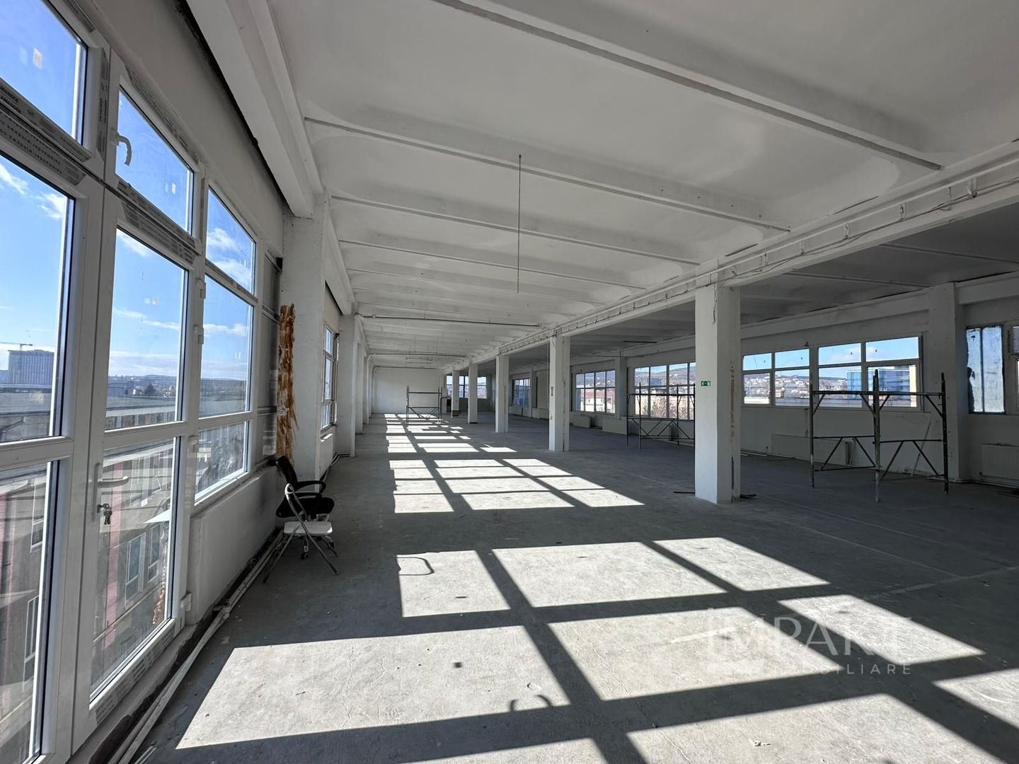 Hală 614 mp de închiriat – spațiu producție/depozit - Poză 2