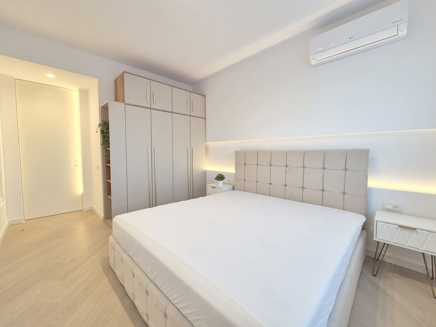 COMISION 0% Apartament 2 cam- Cortina North prima inchiriere - parcare subterana - Poză 8