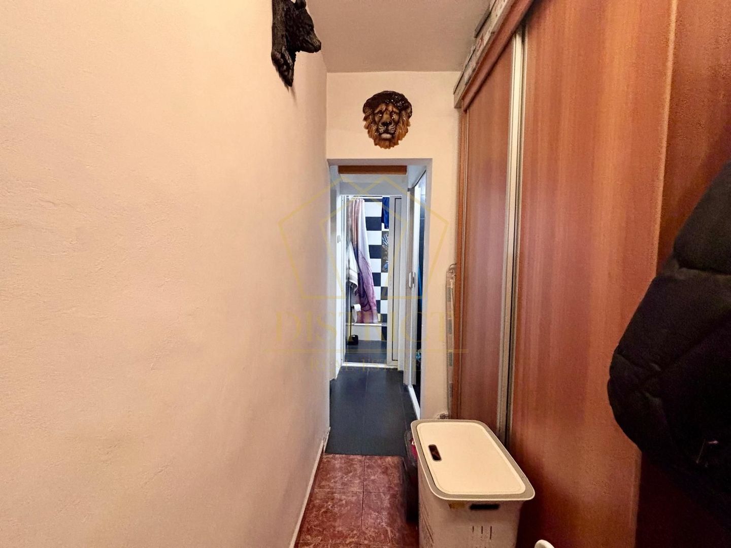 Apartament decomandat cu 3 camere, etaj 1 | Sagului - Poză 11