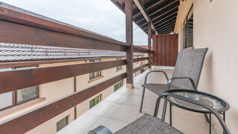 Pensiune Râșnov, 13 camere plus locuință proprietar, zonă Cetate - Poză 38