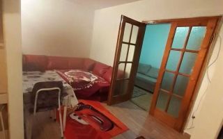 Apartament  2 camere sagului parter cu centrala - Poză 1